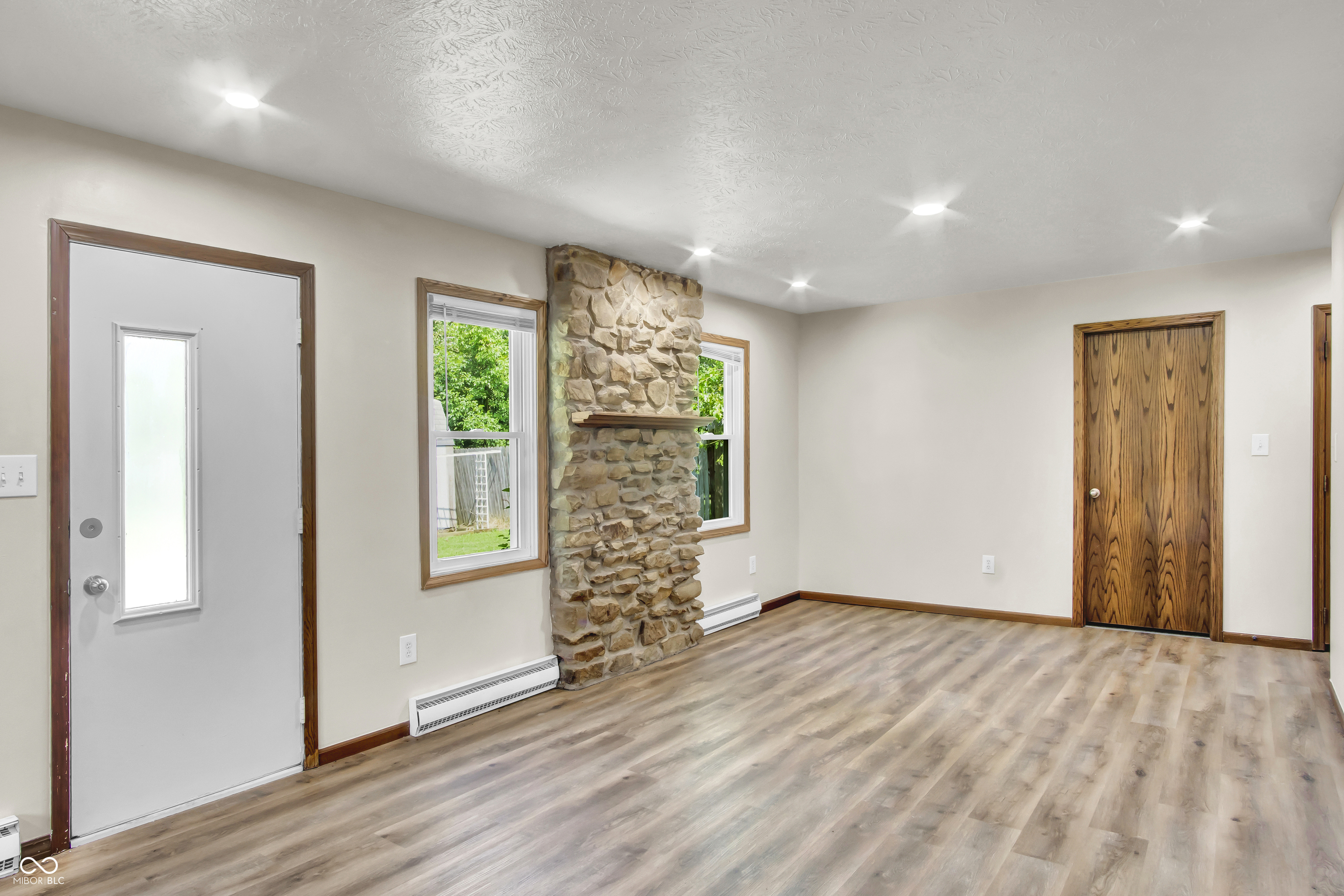 134 Schaefer Drive Hope, IN 47246 - Photo 5 of 24 Gallery Image 5