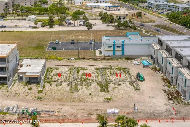 a view of building with outdoor space