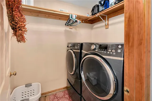 $340,000 | 1202 Ashford Street, Pleasant Hill, MO 64080