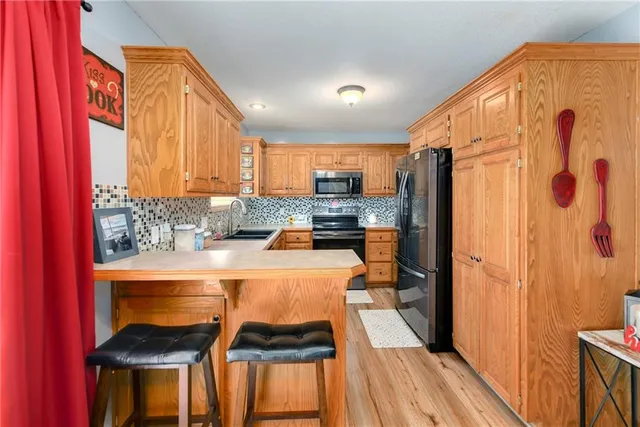 $340,000 | 1202 Ashford Street, Pleasant Hill, MO 64080