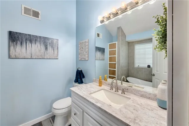 $340,000 | 1202 Ashford Street, Pleasant Hill, MO 64080