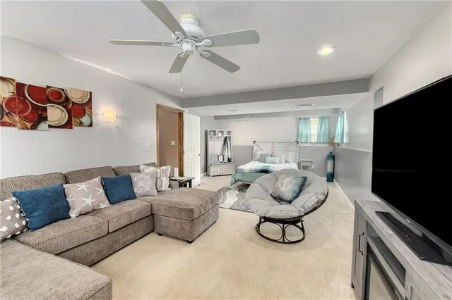 $340,000 | 1202 Ashford Street, Pleasant Hill, MO 64080