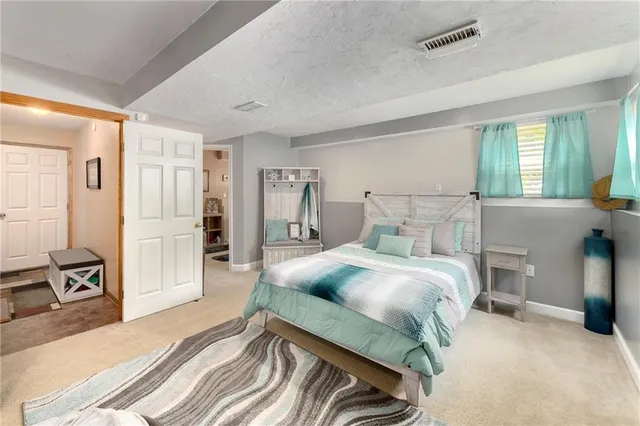 $340,000 | 1202 Ashford Street, Pleasant Hill, MO 64080