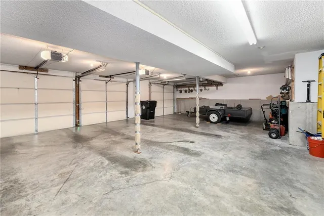 $340,000 | 1202 Ashford Street, Pleasant Hill, MO 64080