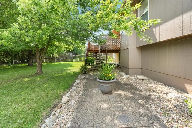 $340,000 | 1202 Ashford Street, Pleasant Hill, MO 64080