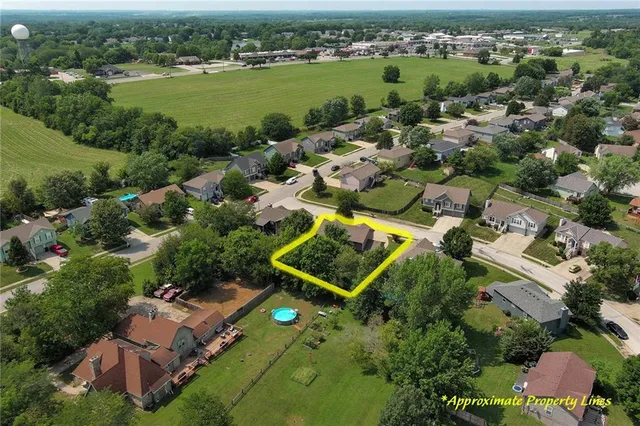 $340,000 | 1202 Ashford Street, Pleasant Hill, MO 64080