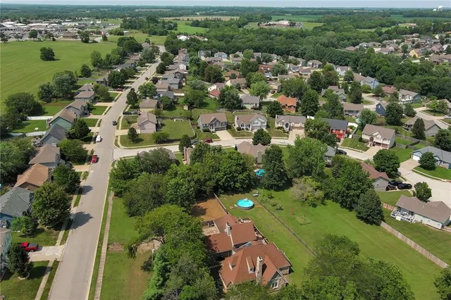 $340,000 | 1202 Ashford Street, Pleasant Hill, MO 64080