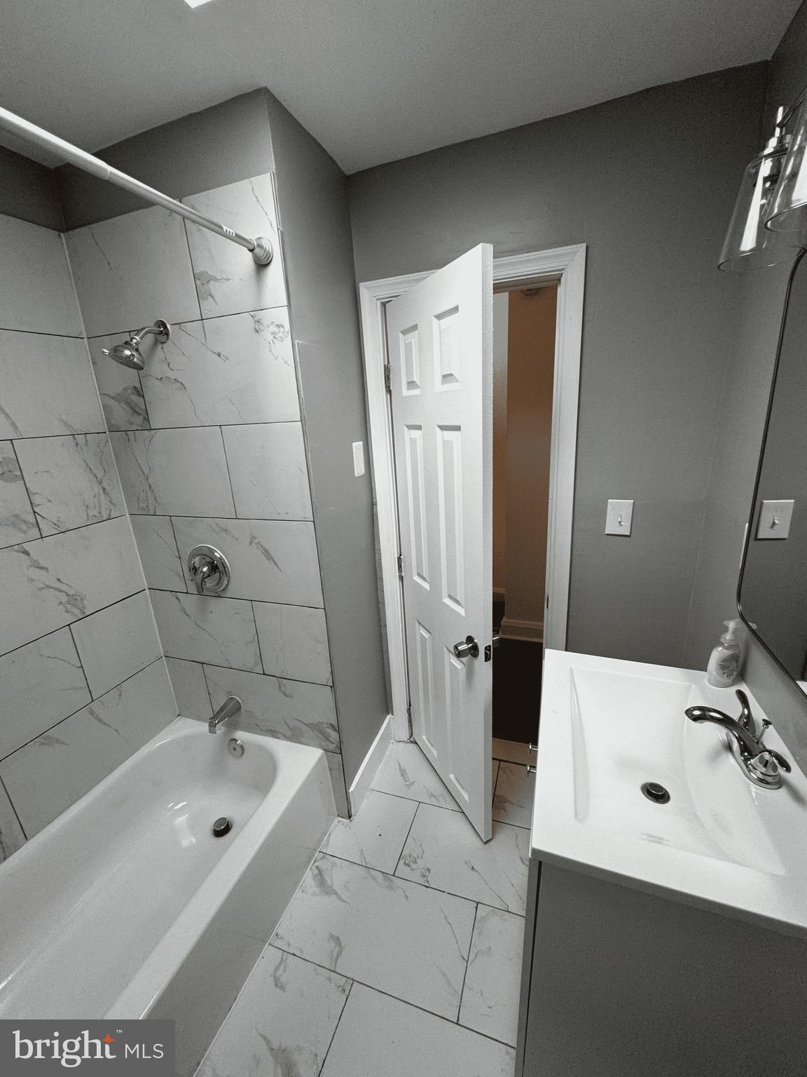 6956 Reisterstown Road Baltimore, MD 21215 - Photo 8 of 13