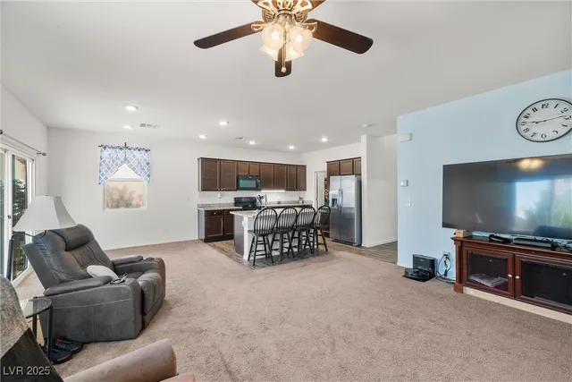 $369,900 | 3821 Summit Avenue, Pahrump, NV 89061