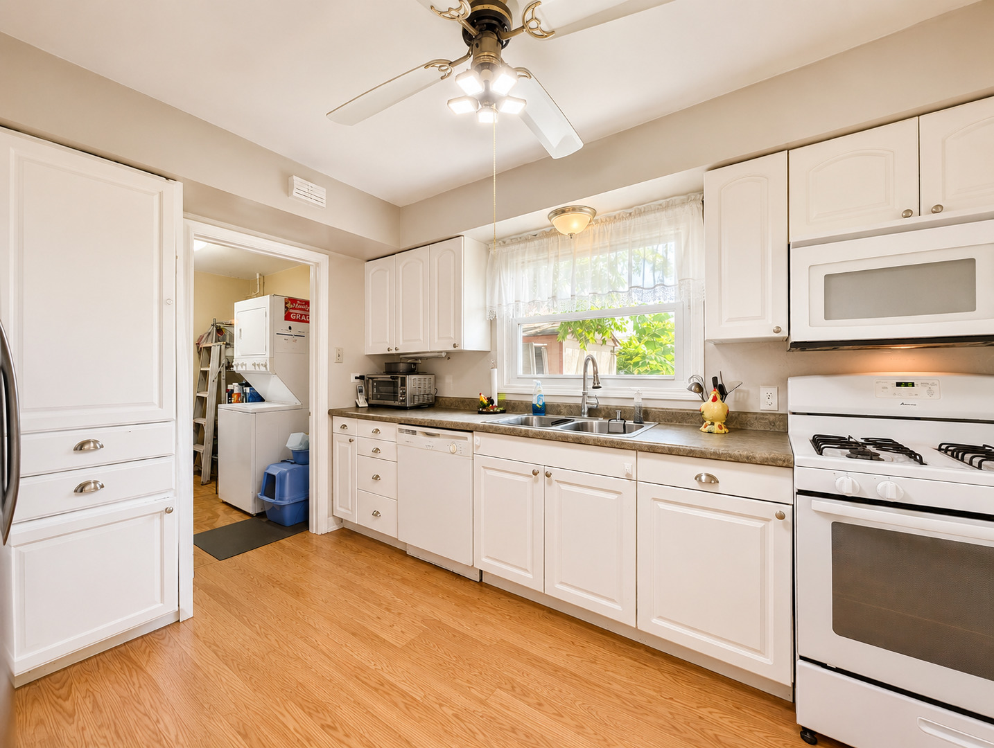 291 3rd Street Wheeling, IL 60090 - Photo 8 of 32