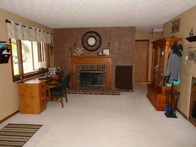 927 North 14th Street Rochelle, IL 61068 - Photo 6 of 23