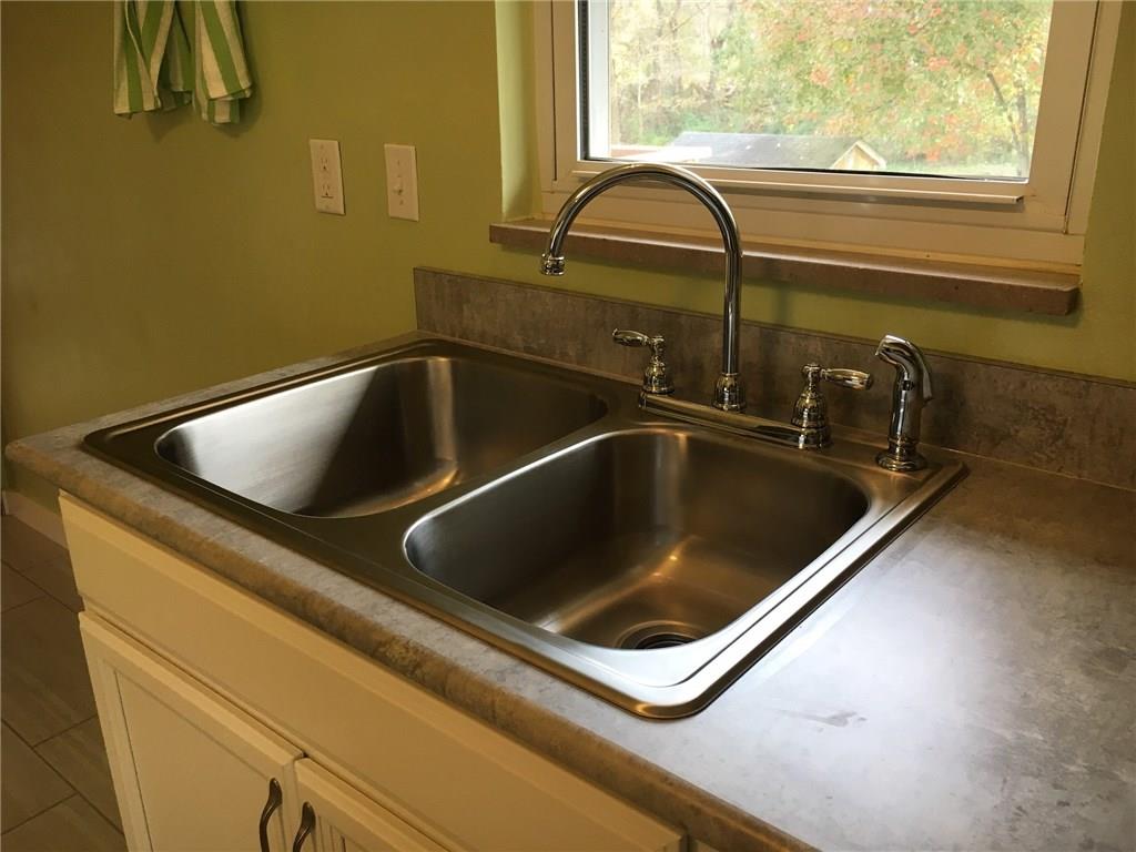 308 Rickey Drive Monroeville, PA 15146 - Photo 8 of 25 Gallery Image 8
