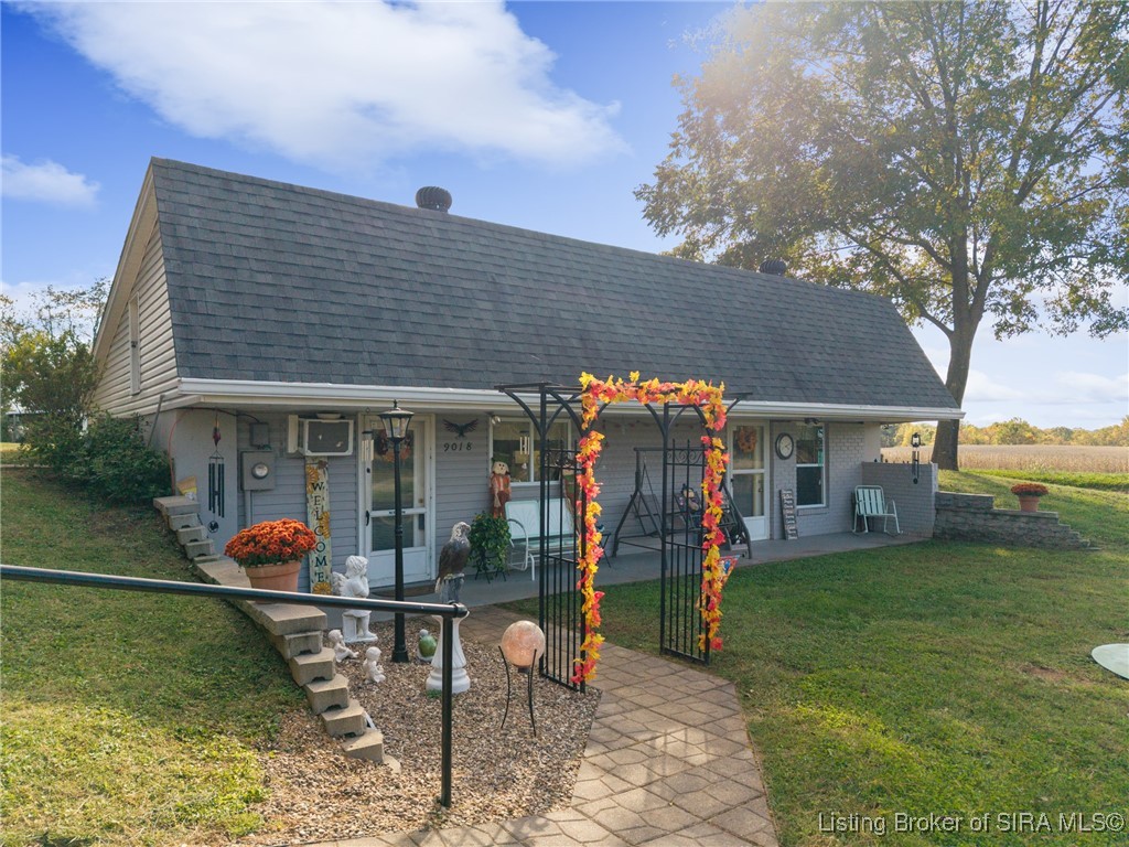 9018 Carter Road Georgetown, IN 47122 - Photo 5 of 31