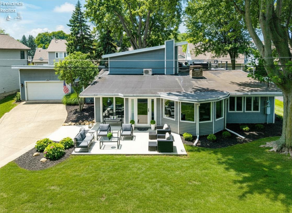 1005 Lakeview Road Huron, OH 44839 - Photo 1 of 50 Gallery Image 1