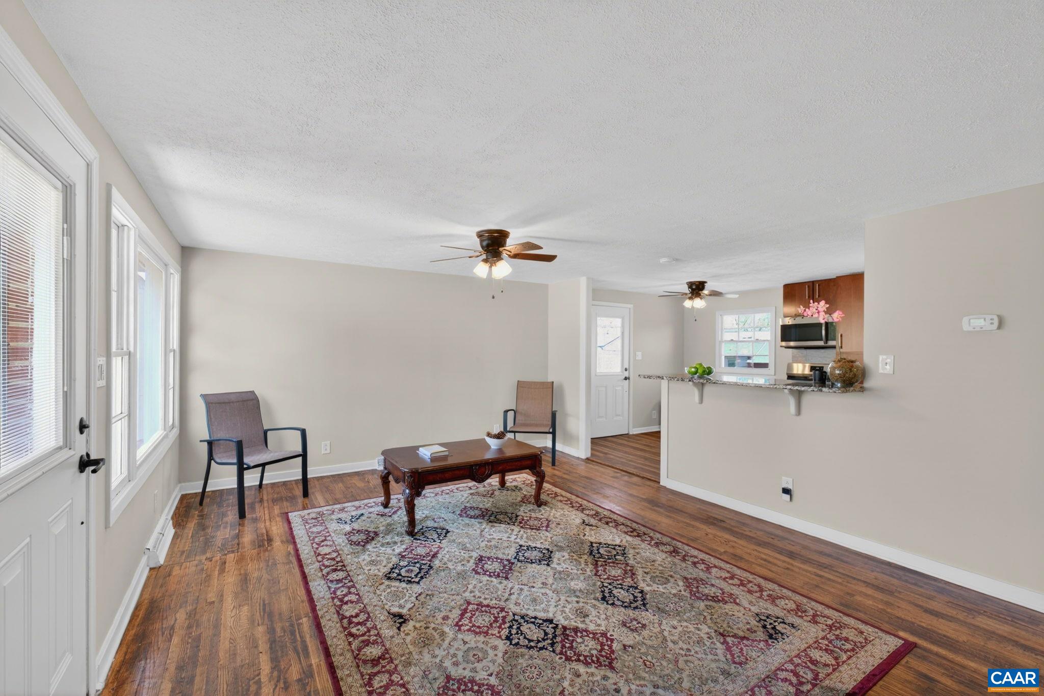 316 Carlton Road Charlottesville, VA 22902 - Photo 6 of 36