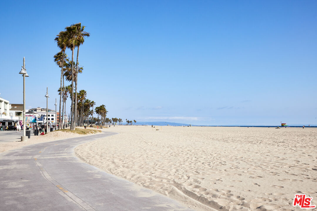 17 Sunset Avenue, Unit 1 Venice, CA 90291 - Photo 29 of 30 a view of an ocean beach