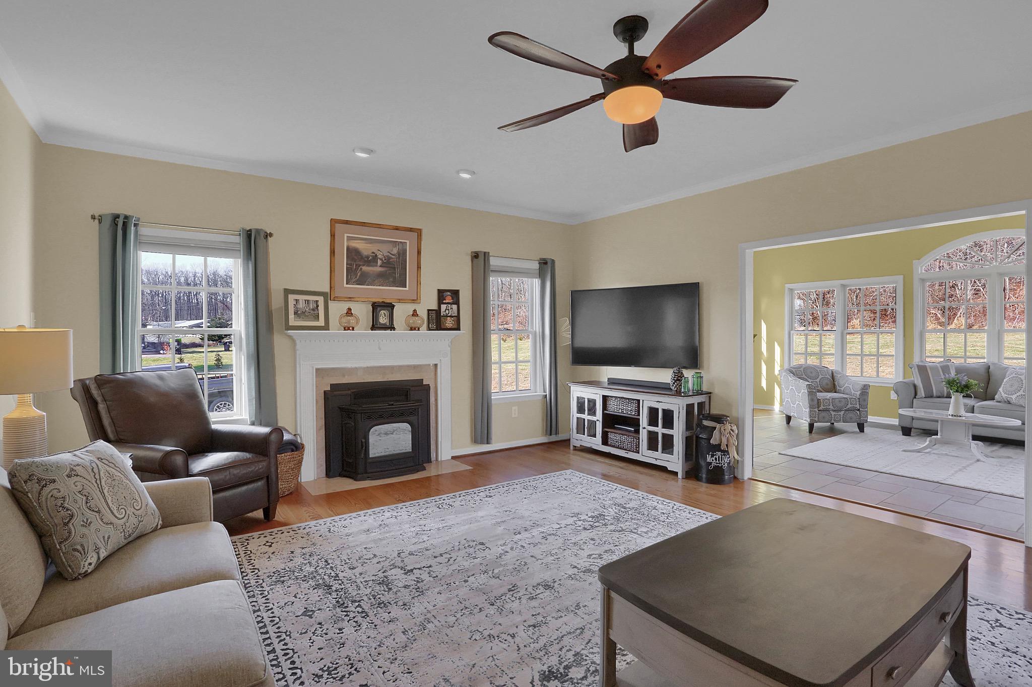 1508 Ridge Road Whiteford, MD 21160 - Photo 3 of 56 Family room
