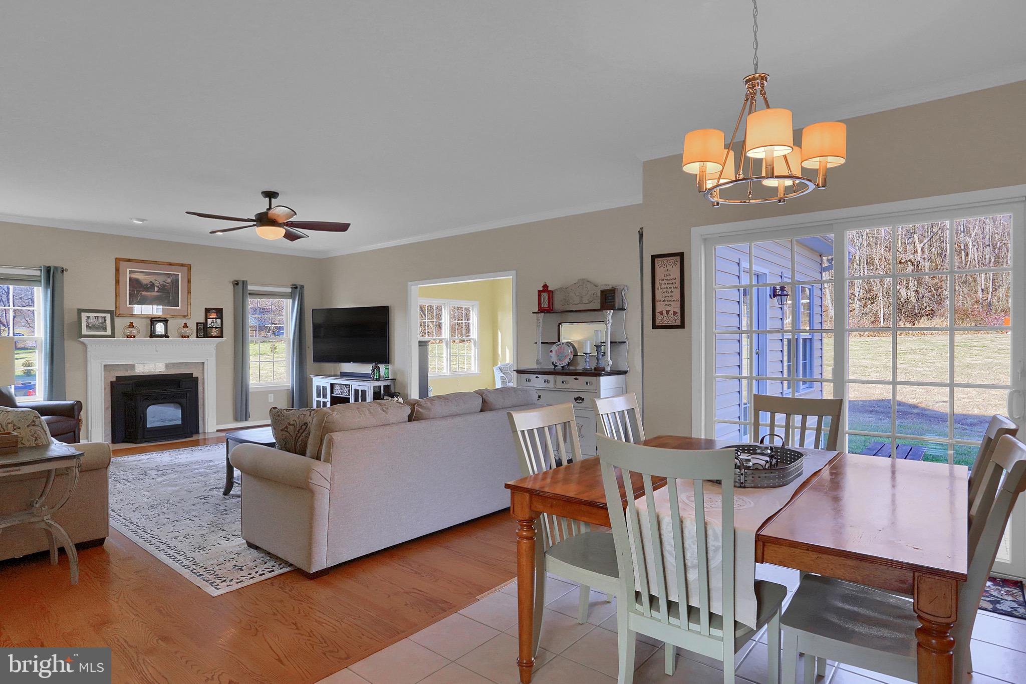 1508 Ridge Road Whiteford, MD 21160 - Photo 22 of 56 Kitchen adjoins family room