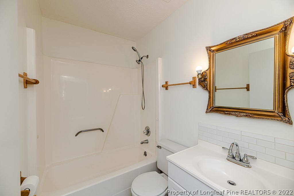7663 King Road Fayetteville, NC 28306 - Photo 10 of 24 Gallery Image 10
