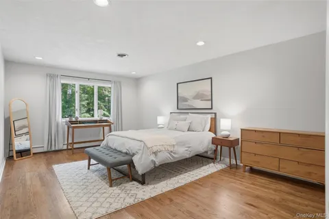 $800,000 | 17 Stoutenburgh Drive, Hyde Park, NY 12538