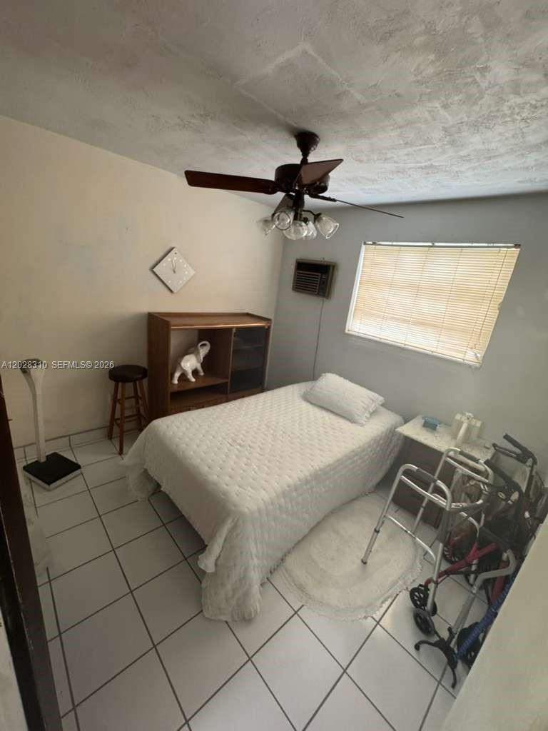 252 East 37th Street Hialeah, FL 33013 - Photo 32 of 51