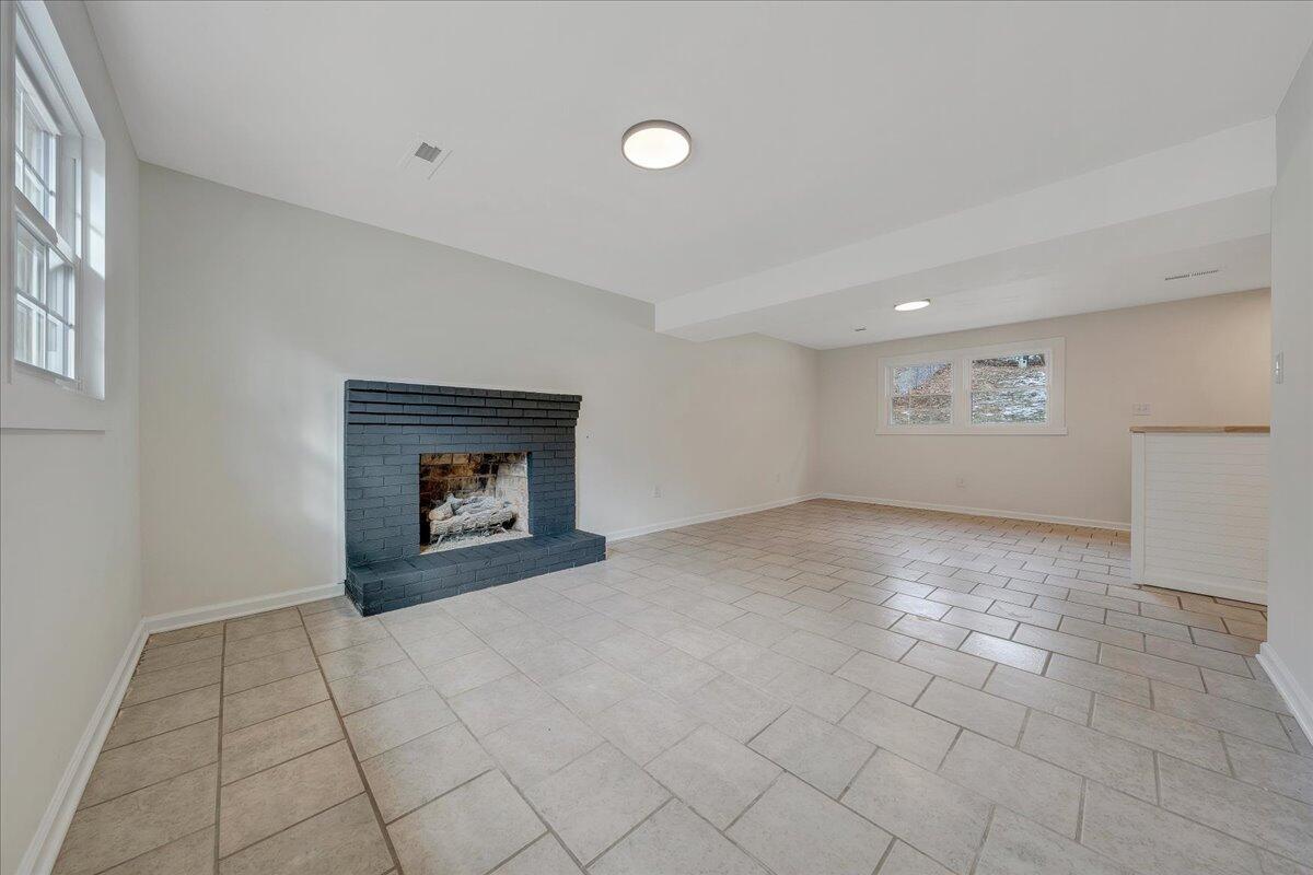 3061 Green Ridge Road Roanoke, VA 24019 - Photo 29 of 39 31-MIB08064