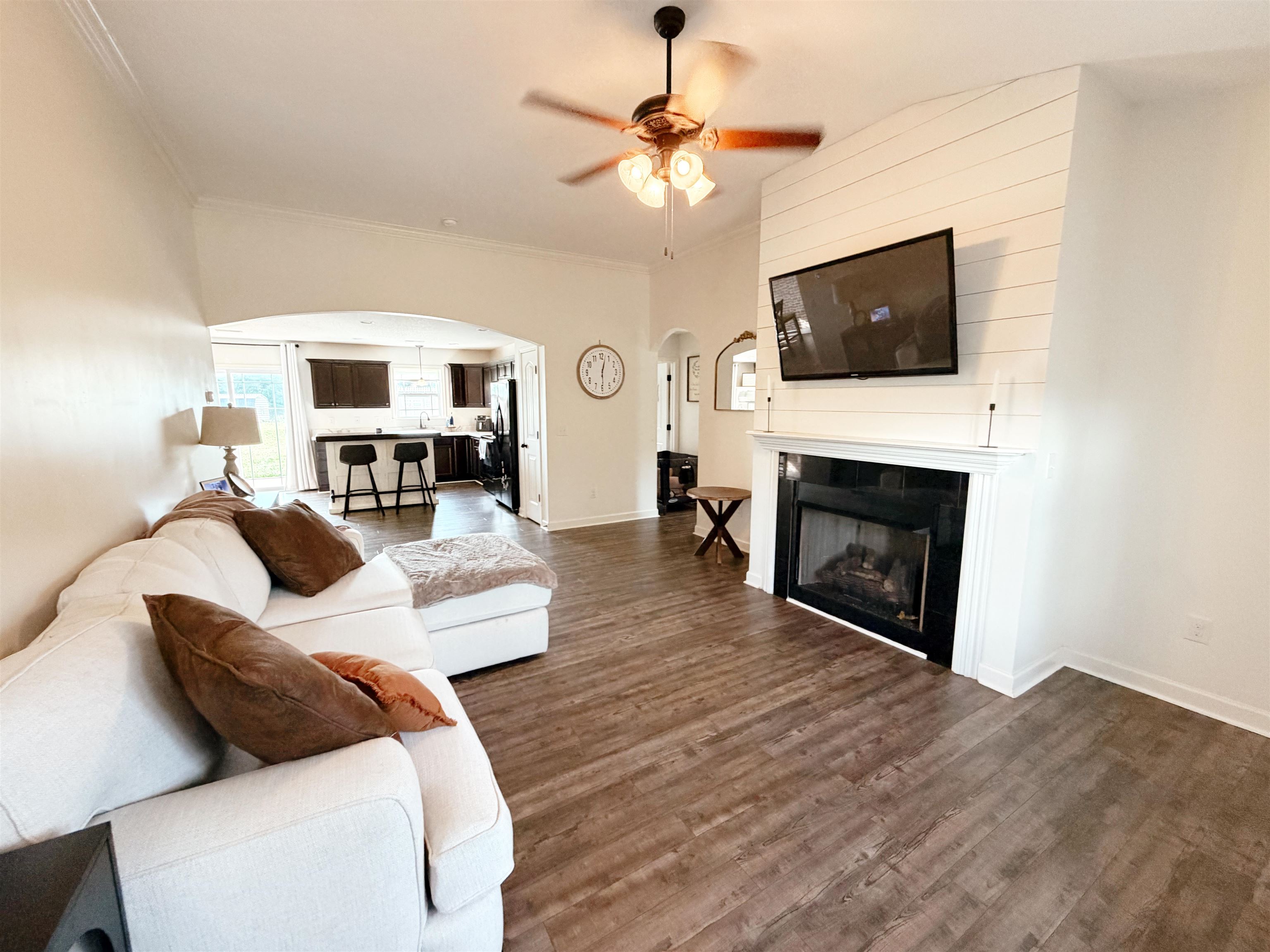 300 Brown Arrow Circle Inman, SC 29349 - Photo 3 of 19