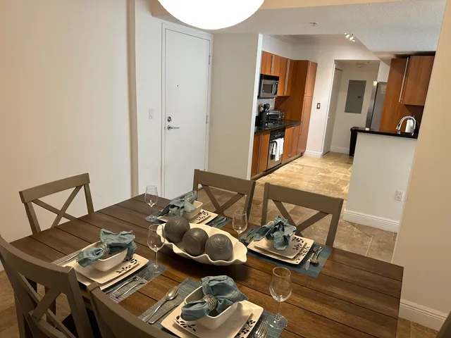 $4,800 | 1551 North Flagler Drive, Unit 515 (ANNUAL OR SEASONAL), West Palm Beach, FL 33401