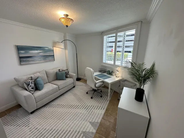 $4,800 | 1551 North Flagler Drive, Unit 515 (ANNUAL OR SEASONAL), West Palm Beach, FL 33401