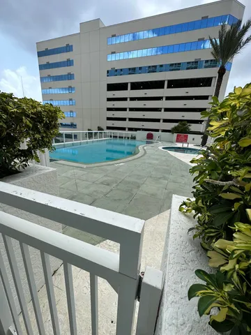 $4,800 | 1551 North Flagler Drive, Unit 515 (ANNUAL OR SEASONAL), West Palm Beach, FL 33401