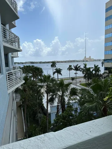 $4,800 | 1551 North Flagler Drive, Unit 515 (ANNUAL OR SEASONAL), West Palm Beach, FL 33401