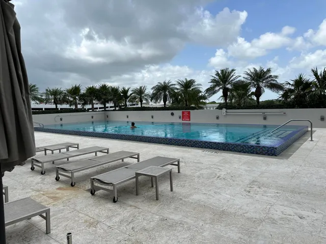 $4,800 | 1551 North Flagler Drive, Unit 515 (ANNUAL OR SEASONAL), West Palm Beach, FL 33401