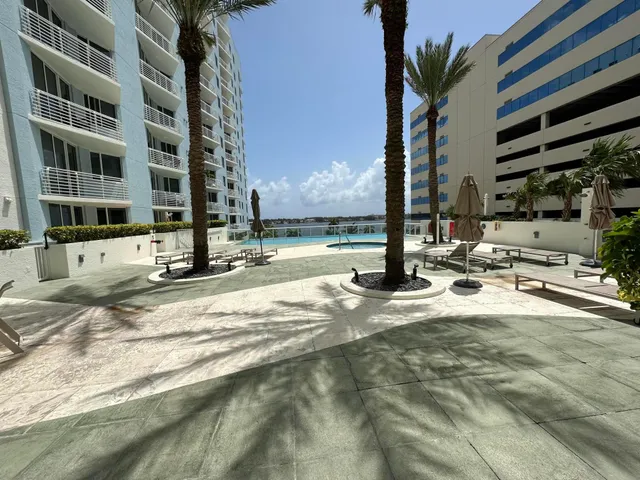 $4,800 | 1551 North Flagler Drive, Unit 515 (ANNUAL OR SEASONAL), West Palm Beach, FL 33401