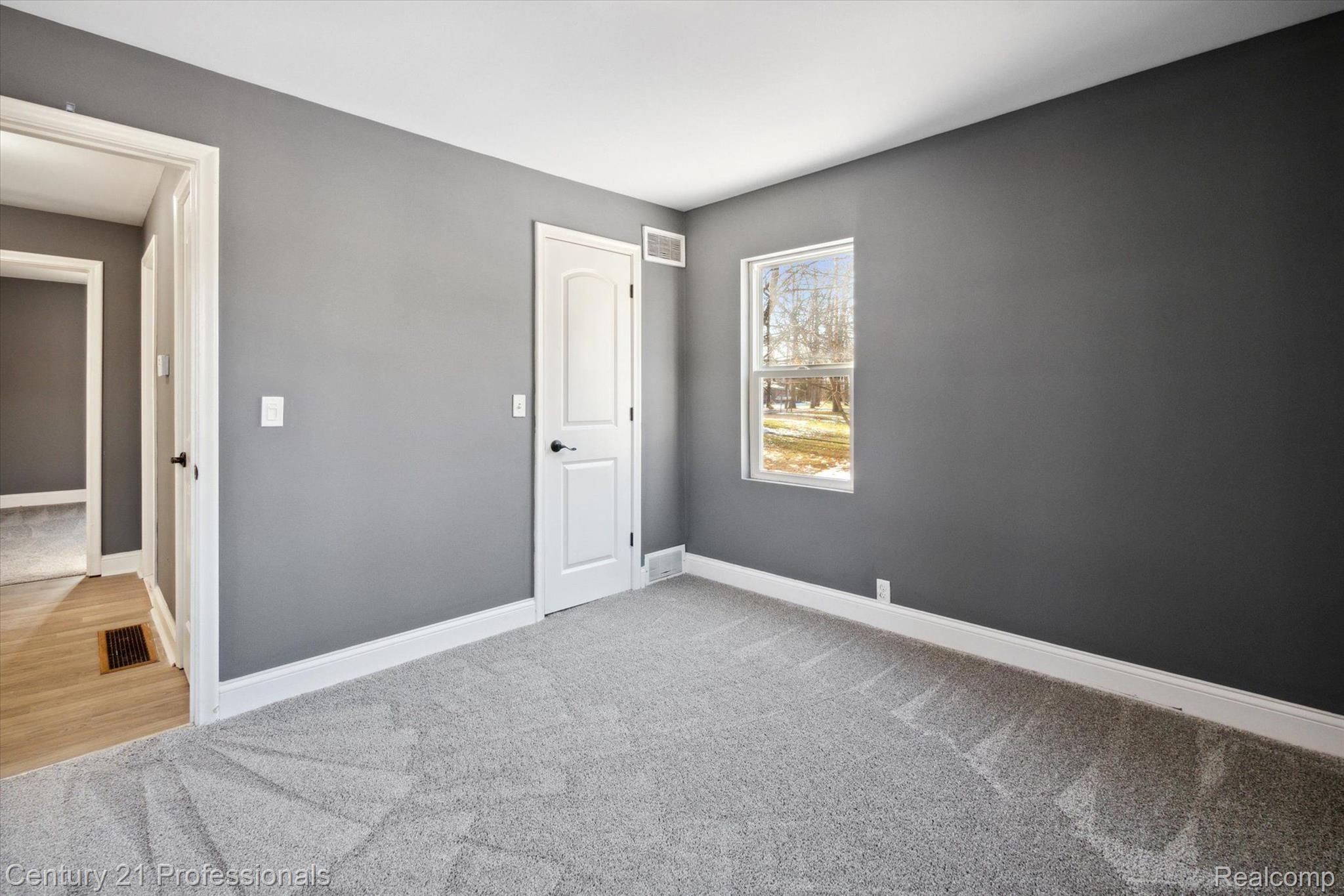 1808 Ward Road Bloomfield Hills, MI 48302 - Photo 22 of 32
