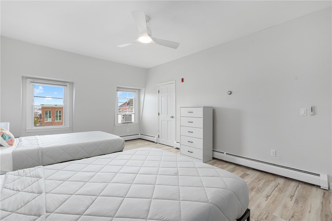 458 Thames Street, Unit B Newport, RI 02840 - Photo 31 of 39 Bedroom 2
