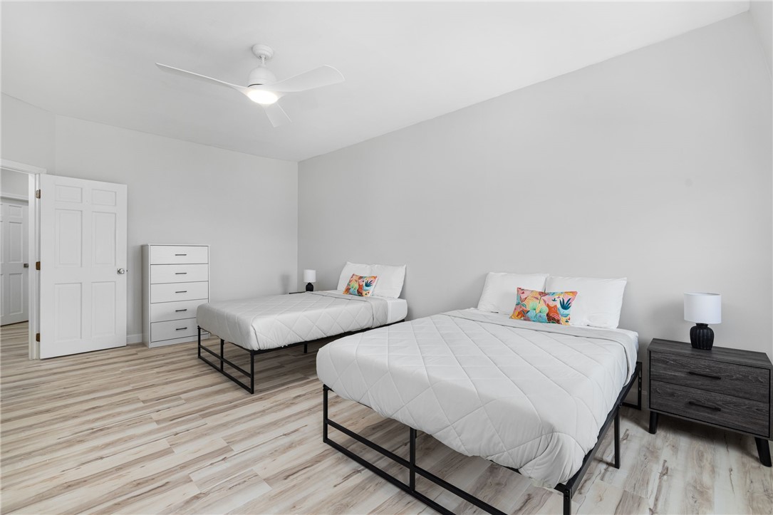 458 Thames Street, Unit B Newport, RI 02840 - Photo 33 of 39 Bedroom 2