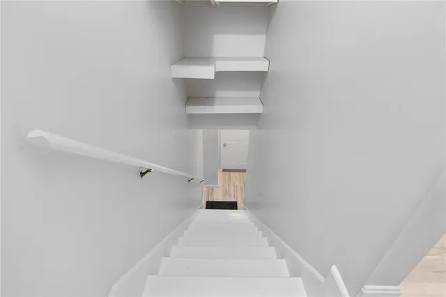 $15,000 | 458 Thames Street, Unit B, Newport, RI 02840