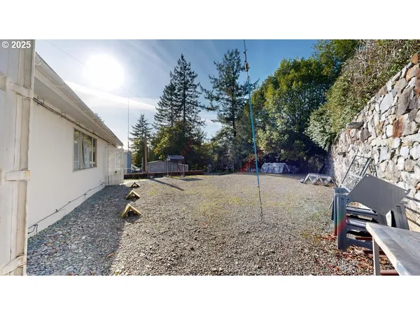 $375,000 | 98171 Tuttle Lane, Brookings, OR 97415