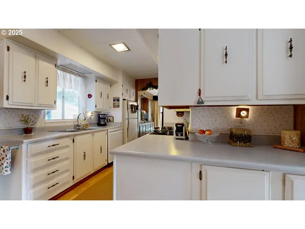 $375,000 | 98171 Tuttle Lane, Brookings, OR 97415