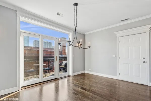 $3,650 | 927 West Agatite Avenue, Unit 4N, Chicago, IL 60640