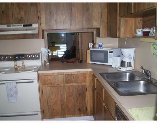 200 Berkley Road, Unit 218 Hollywood, FL 33024 - Photo 8 of 14 Kitchen