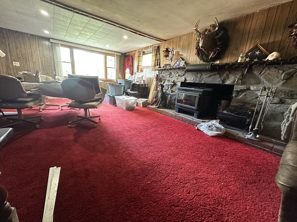 23 Rhodes Circle Hingham, MA 02043 - Photo 7 of 27 Gallery Image 7