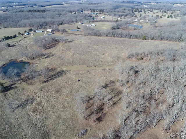 $380,000 | 82 Koppelmann Lane, Sullivan, MO 63080