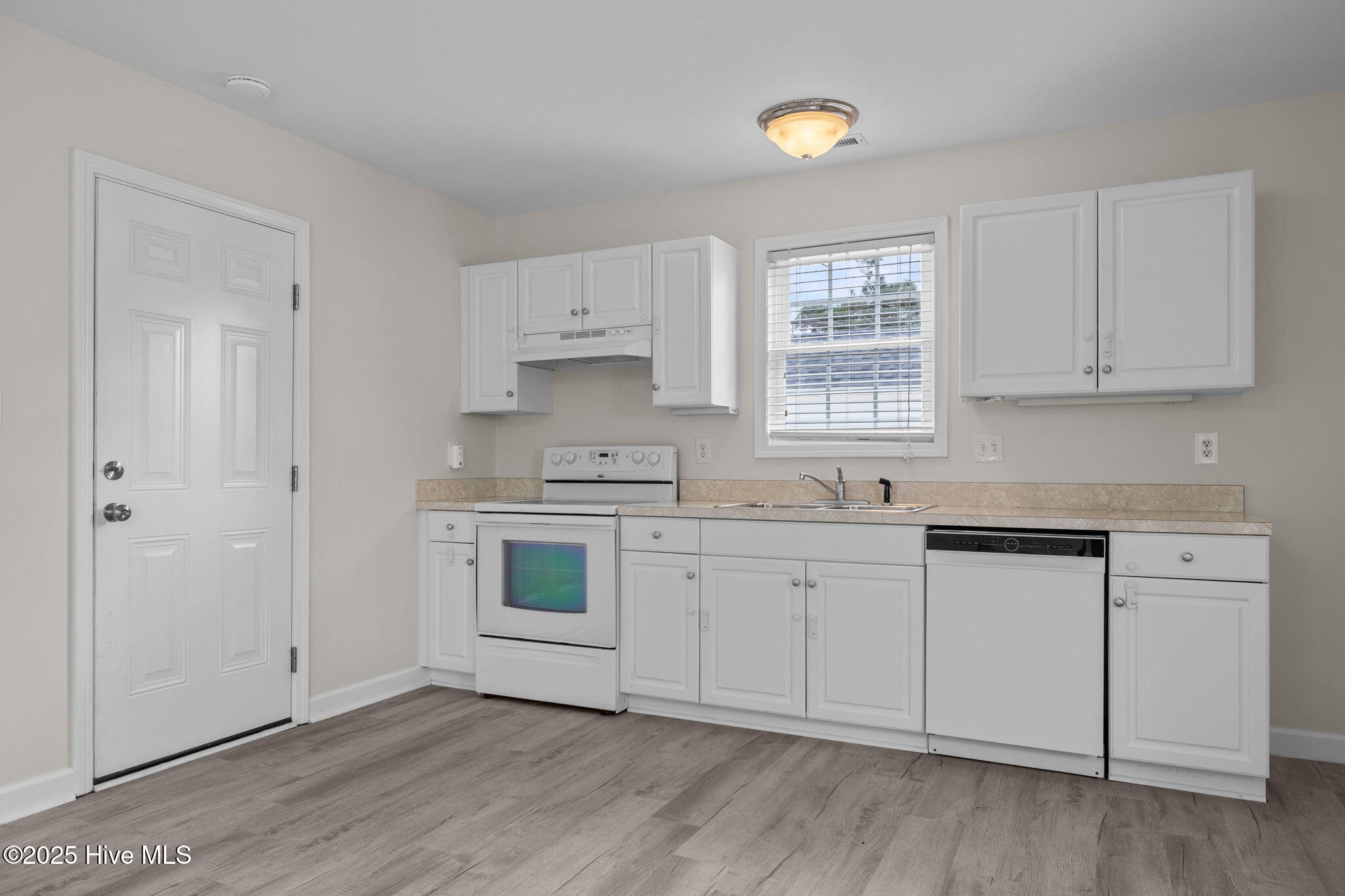 554 Chatham Street Newport, NC 28570 - Photo 30 of 56 10-web-or-mls-1S3A1881