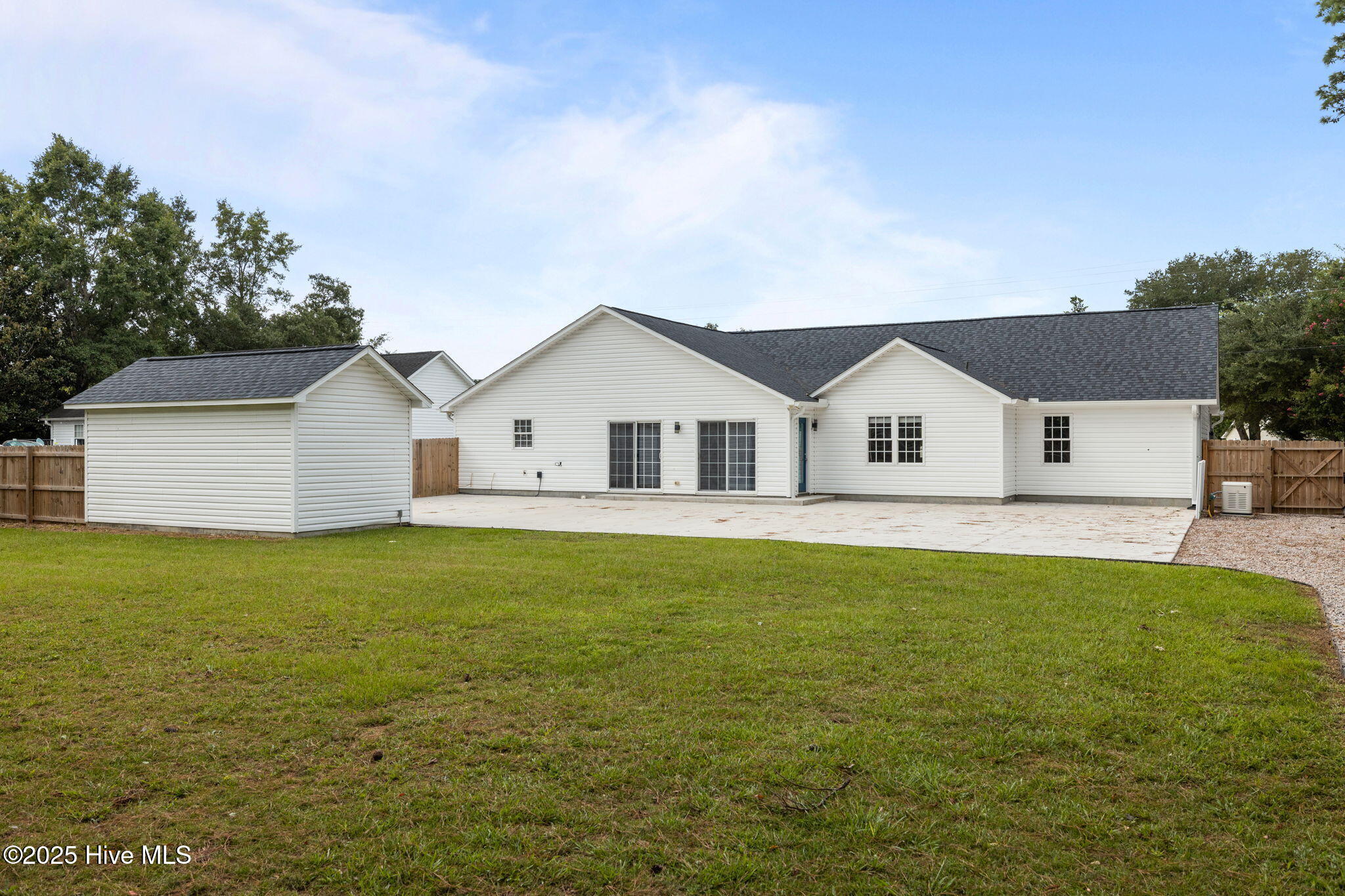 554 Chatham Street Newport, NC 28570 - Photo 41 of 56 42-web-or-mls-1S3A2087