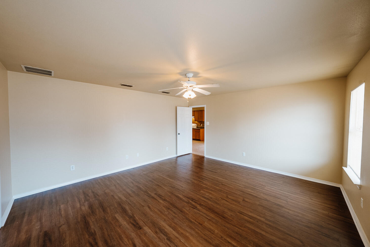 6717 89th Street Lubbock, TX 79424 - Photo 10 of 17 DSC09686