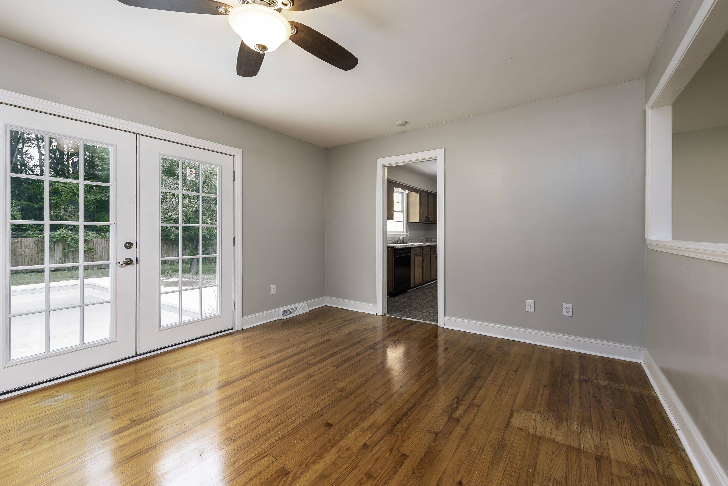3334 Stoneybrook Road North Charleston, SC 29420 - Photo 17 of 24 3332 Stonybrook-20