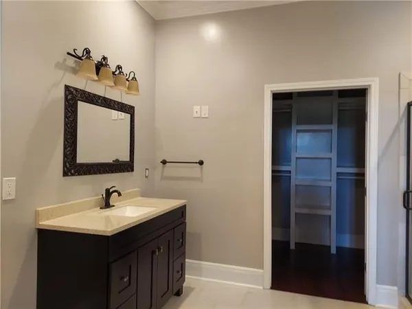 $5,000 | 6756 Pontchartrain Boulevard, New Orleans, LA 70124