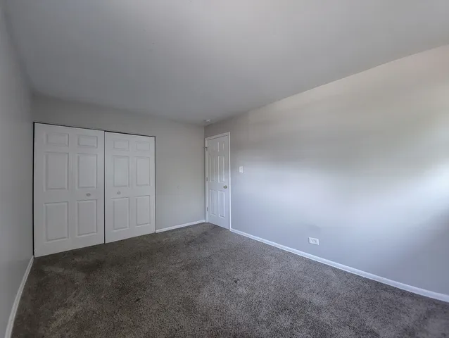 $215,000 | 17113 Elm Drive, Hazel Crest, IL 60429