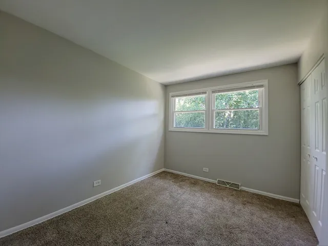 $215,000 | 17113 Elm Drive, Hazel Crest, IL 60429